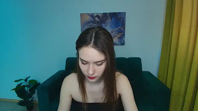 Snapshot of ElenaOconar chatting on March 9, 2025, 12:31 pm ElenaOconar online show from March 9, 2025, 12:31 pm