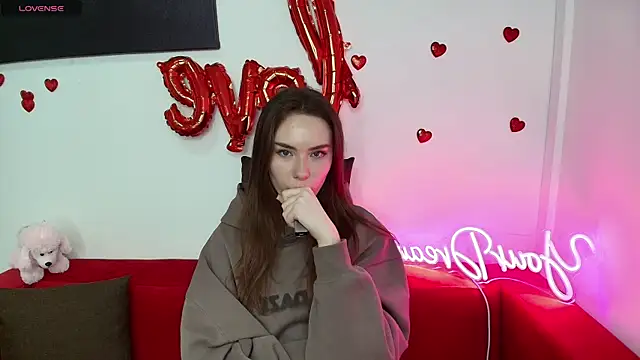 Snapshot of ElenaOconar chatting on March 11, 2025, 9:34 am ElenaOconar online show from March 11, 2025, 9:34 am