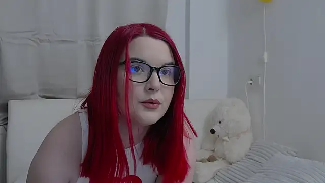 Snapshot of KailyKay chatting on May 5, 2026, 6:05 pm KailyKay online show from May 5, 2026, 6:05 pm