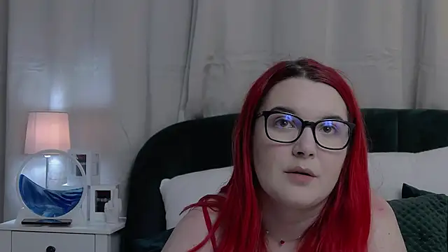 Snapshot of KailyKay chatting on June 5, 2026, 6:24 pm KailyKay online show from June 5, 2026, 6:24 pm
