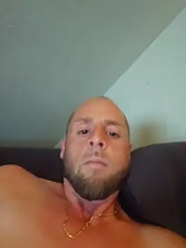 DearRusting online show from June 5, 2026, 1:01 am