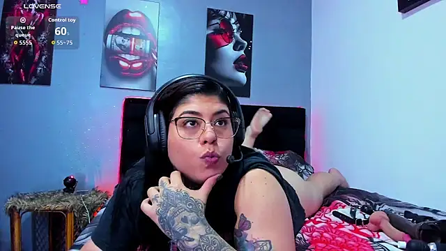 Veronika metal online show from March 27, 2026, 9:03 pm