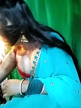 Snapshot of kusum_girl chatting on February 26, 2025, 6:15 am kusum girl online show from February 26, 2025, 6:15 am