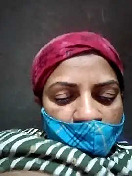 Disha2870 online show from March 10, 2025, 3:09 pm