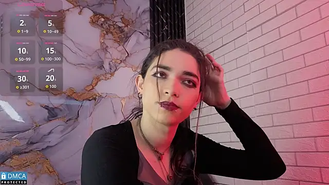 MaeveKuro online show from April 14, 2026, 3:12 am