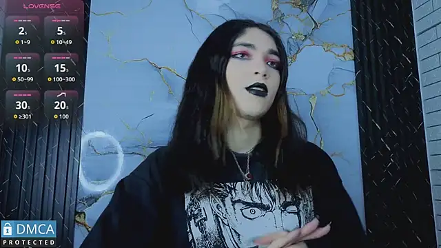 MaeveKuro online show from June 9, 2026, 3:07 am