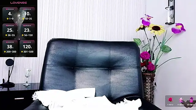 anastaciafire25 online show from March 3, 2025, 7:39 pm