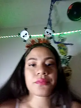 Snapshot of Valen_thompsom_002 chatting on October 22, 2025, 4:18 pm Valen thompsom 002 online show from October 22, 2025, 4:18 pm