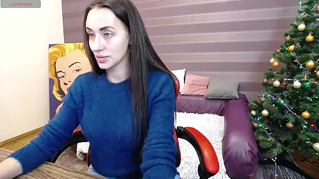 Snapshot of JenniferStone chatting on January 10, 2025, 6:53 am JenniferStone online show from January 10, 2025, 6:53 am