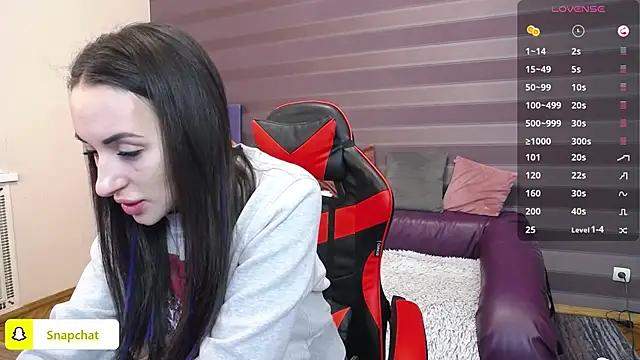 Snapshot of JenniferStone chatting on February 14, 2025, 7:07 am JenniferStone online show from February 14, 2025, 7:07 am