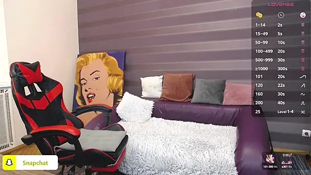 Snapshot of JenniferStone chatting on March 8, 2025, 11:16 am JenniferStone online show from March 8, 2025, 11:16 am