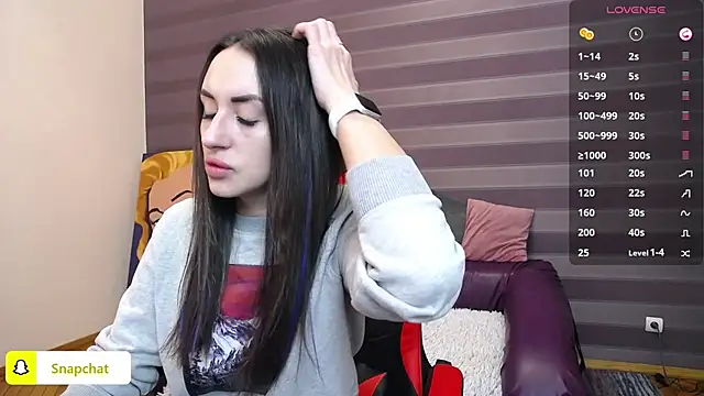 Snapshot of JenniferStone chatting on March 11, 2025, 7:04 am JenniferStone online show from March 11, 2025, 7:04 am