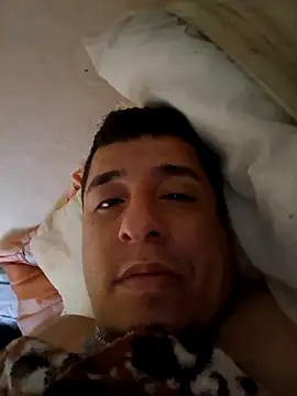 frankli2681 online show from April 16, 2026, 3:35 pm