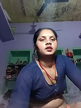 Snapshot of Divya_Chandok chatting on March 3, 2025, 10:20 pm Divya Chandok online show from March 3, 2025, 10:20 pm