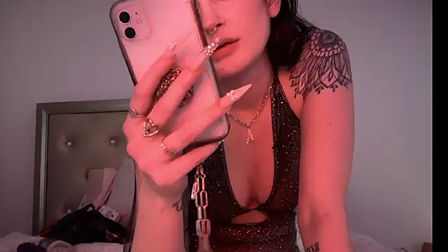 Snapshot of IvyyRosee88 chatting on March 3, 2025, 2:47 am IvyyRosee88 online show from March 3, 2025, 2:47 am