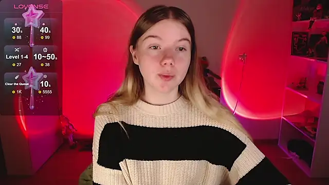 Strawberry juli online show from September 17, 2025, 7:21 am