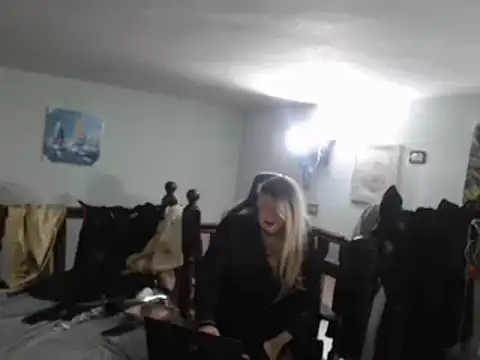 emmex671 online show from March 4, 2025, 6:37 am