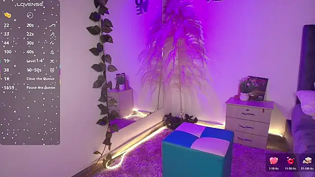 miaoconell online show from April 17, 2026, 9:51 pm