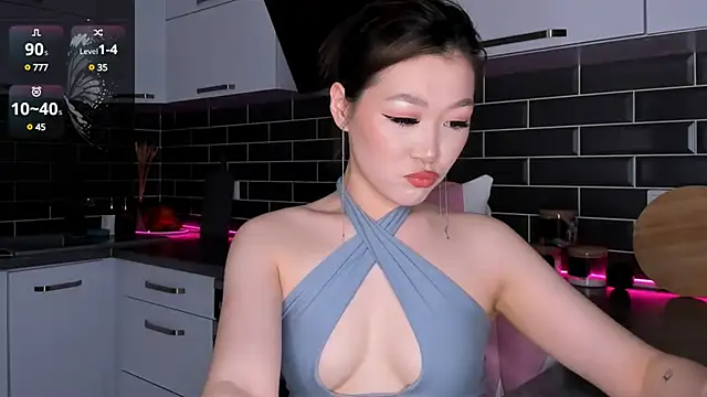 Snapshot of ShaiyaMinn3 chatting on February 27, 2025, 8:53 pm ShaiyaMinn3 online show from February 27, 2025, 8:53 pm