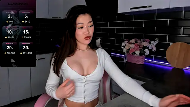 Snapshot of ShaiyaMinn3 chatting on November 17, 2025, 7:30 pm ShaiyaMinn3 online show from November 17, 2025, 7:30 pm