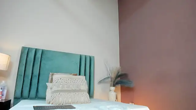 SeleneLujan online show from February 3, 2026, 11:59 am