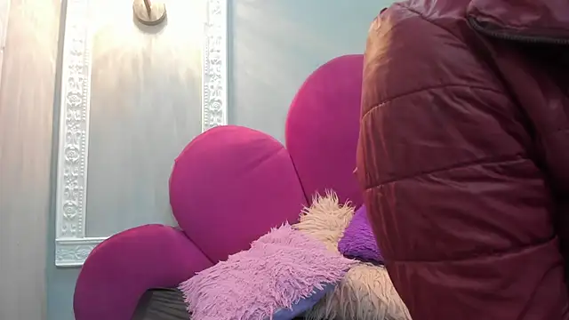 Bonniie 22 online show from January 7, 2026, 1:57 pm