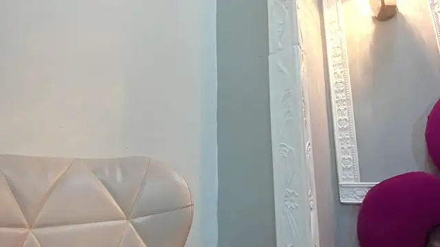 Bonniie 22 online show from April 1, 2026, 9:12 pm