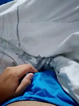 Snapshot of Luis_katya chatting on January 6, 2026, 1:37 pm Luis katya online show from January 6, 2026, 1:37 pm