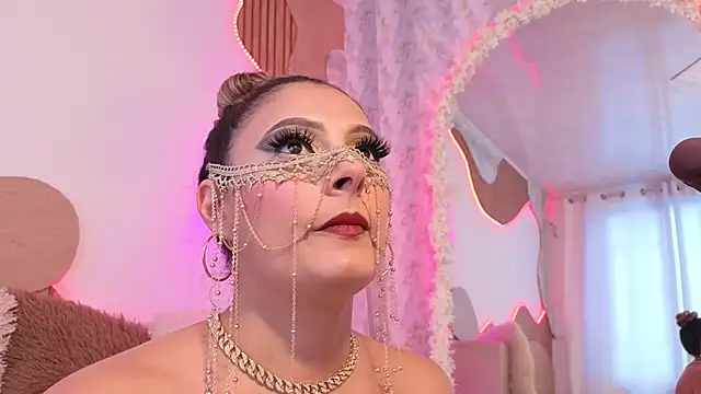 madisonjones- online show from April 11, 2026, 7:40 pm