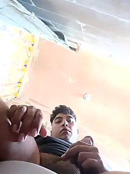 crisssalazar online show from March 10, 2025, 8:23 pm