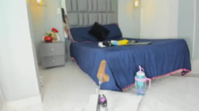 Sienna miller 27 online show from October 10, 2025, 11:20 am