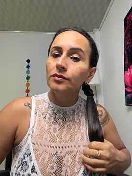 Snapshot of Sara_Charmy chatting on May 28, 2026, 11:18 am Sara Charmy online show from May 28, 2026, 11:18 am