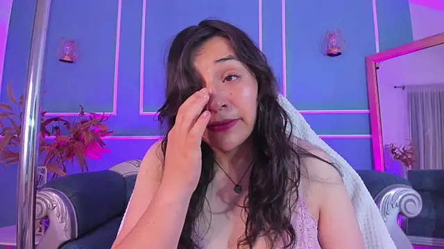 TaraTaylorr online show from September 12, 2025, 2:44 am