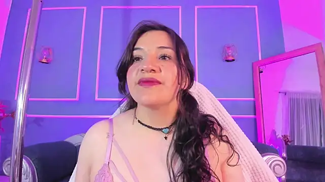 TaraTaylorr online show from October 18, 2025, 2:14 am