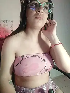 Snapshot of MiaStarts chatting on March 23, 2025, 9:10 am MiaStarts online show from March 23, 2025, 9:10 am