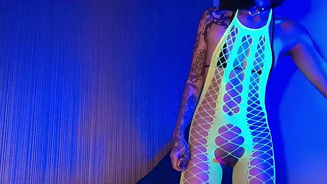  mollycrystal online show from September 26, 2025, 10:19 am