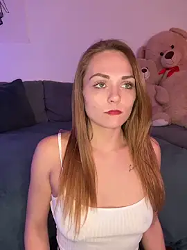 OCTAPUSSY2000 online show from March 5, 2026, 9:44 pm