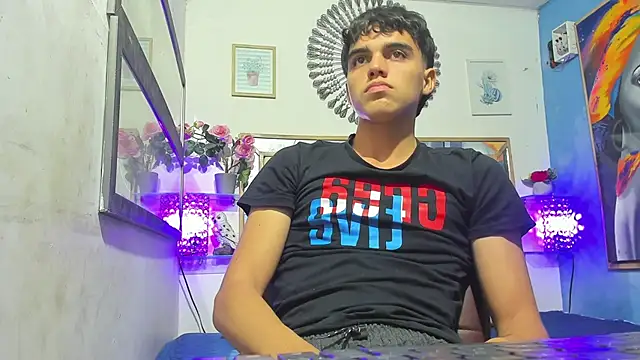 Snapshot of heiker_ chatting on March 22, 2025, 3:09 am heiker online show from March 22, 2025, 3:09 am