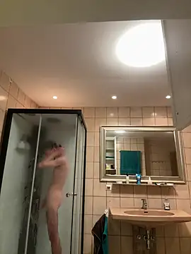 xy monkeyBigCock online show from March 19, 2025, 6:01 pm