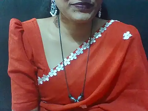 Snapshot of sugandha_bhabhi chatting on April 30, 2026, 4:35 pm sugandha bhabhi online show from April 30, 2026, 4:35 pm