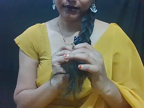 Snapshot of sugandha_bhabhi chatting on June 20, 2026, 4:32 pm sugandha bhabhi online show from June 20, 2026, 4:32 pm