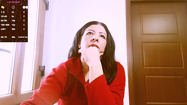Snapshot of Alina_eve chatting on April 18, 2026, 10:41 am Alina eve online show from April 18, 2026, 10:41 am
