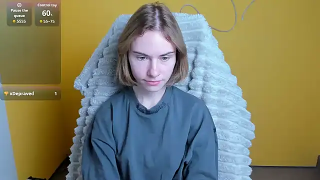 Fiona Night online show from December 2, 2025, 6:30 am