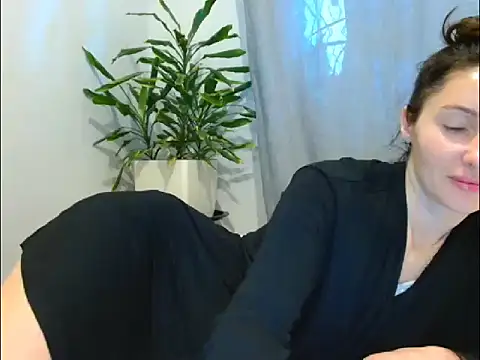 Snapshot of Irina9793 chatting on May 29, 2026, 5:22 pm Irina9793 online show from May 29, 2026, 5:22 pm