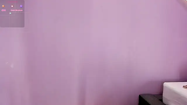 Snapshot of Adharamonroe chatting on May 3, 2026, 11:27 am Adharamonroe online show from May 3, 2026, 11:27 am