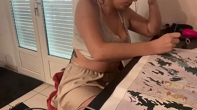 NinaButterflyx online show from December 21, 2025, 11:39 am