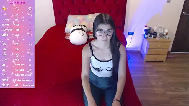 Snapshot of Saray_honey04 chatting on September 22, 2025, 7:38 pm Saray honey04 online show from September 22, 2025, 7:38 pm