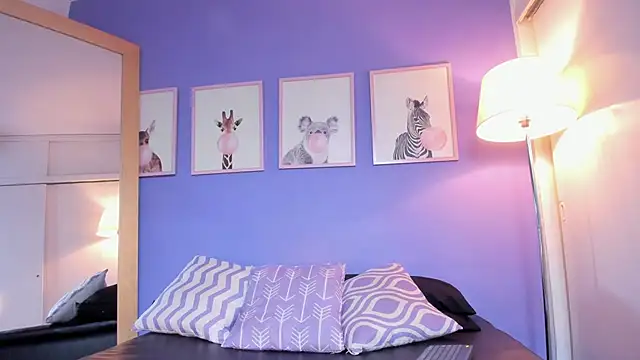 NehandaClarck  online show from November 15, 2025, 3:59 am