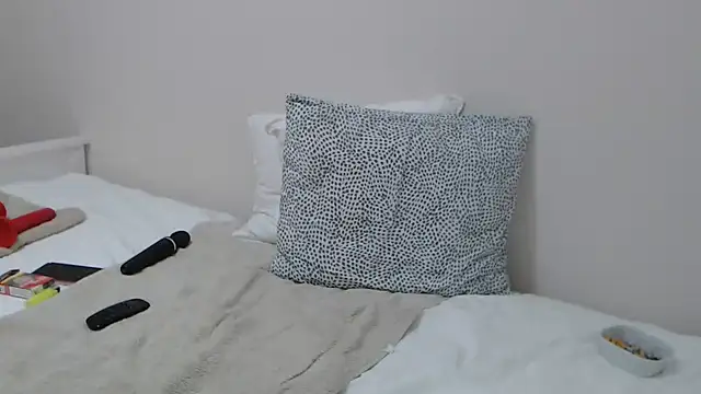 Melody73 online show from October 7, 2025, 5:48 am