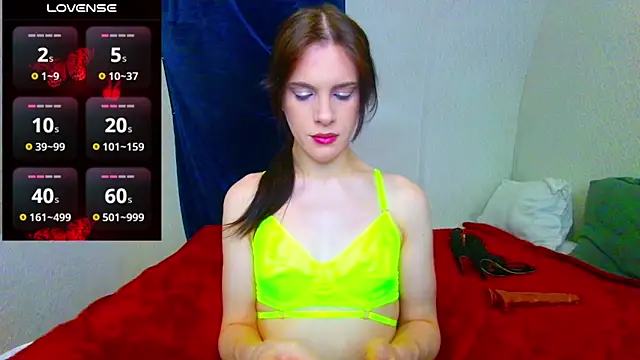 Nicole Redfields online show from February 1, 2026, 6:01 am